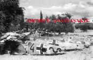 Asisbiz Messerschmitt Bf 109E1 8.JG52 Black 4 being scrapped Balkans 1941 01