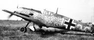 Asisbiz Messerschmitt Bf 109E4 9.JG52 Yellow 1 taxing Coquelles France Sep 1940 03