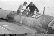 Asisbiz Messerschmitt Bf 109E7 9.JG52 Yellow 4 Hermann Graf Pipera Bucharest 1940 01