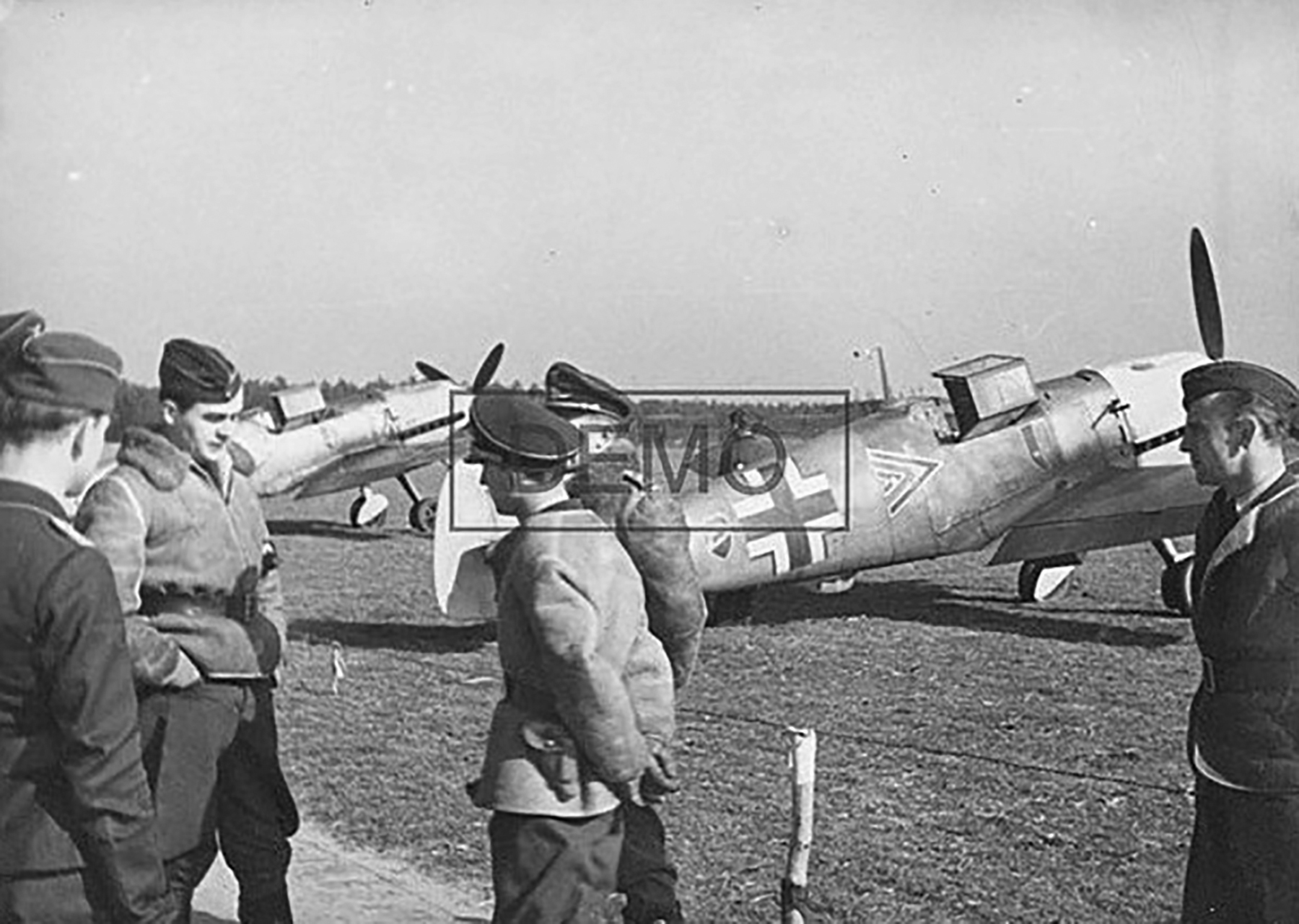 Asisbiz Messerschmitt Bf 109E7 Stab I.JG52 GrKdr Wolfgang Ewald ...