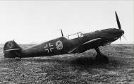 Asisbiz Messerschmitt Bf 109E1 2.JG51 Red 9 Georg Pavenzinger WNr 3326 France 1940 01