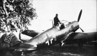 Asisbiz Messerschmitt Bf 109E1 2.JG52 Red 1 Hans Berthel WNr 3335 Bonn Hangelar Germany 6th Oct 1939 01