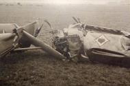 Asisbiz Messerschmitt Bf 109E1 5.JG53 Red 6 crash site remains 1940 ebay 03