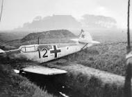 Asisbiz Messerschmitt Bf 109E3 2.(J)LG2 Black 12 Friedrich Moller WNr 703 Liege May 10th 1940 02