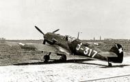 Asisbiz Messerschmitt Bf 109E3 Swiss J317 WNr 2165 Switzerland 02