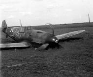 Asisbiz Messerschmitt Bf 109F4 Gruppenstabsschwarm I.JG51 belly landed 1941 ebay1