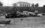 Asisbiz Messerschmitt Bf 109G6 ANR 2Gr Yellow 14 WNr 160319 salvaged remains Italy May 1945 01