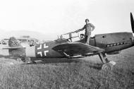Asisbiz Messerschmitt Bf 109G10R3 Erla 5.JG11 Black 7 WNr 152033 captured 1945 01