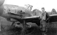 Asisbiz Messerschmitt Bf 109G14ASR3 Erla 9.JG300 Yellow 1 Klaus Grothues bogged Zwuschen Dec 1944 01