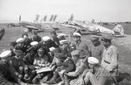 Asisbiz Messerschmitt Bf 109G6 RBuAF with Soviet pilots Bulgaria 1944 01