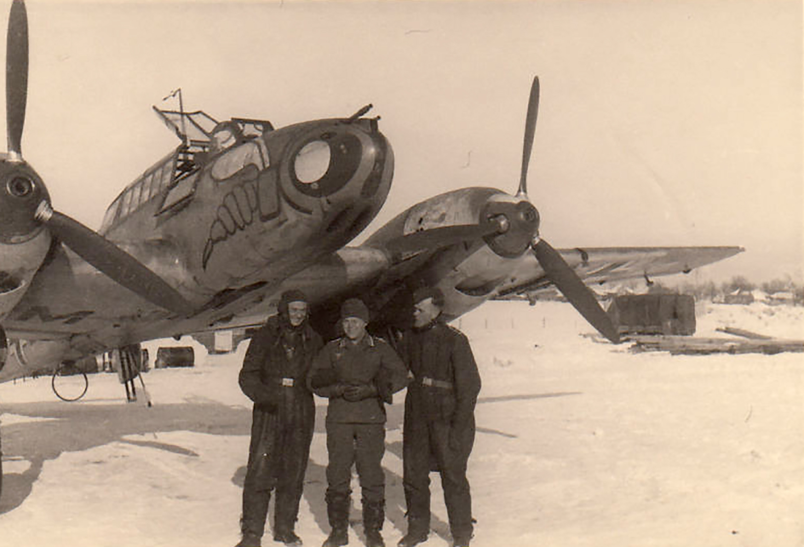 Asisbiz Messerschmitt Bf 110E1 Zerstorer 5.ZG1 Bryansk Russia 1942-ebay ...