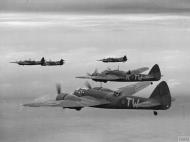 Asisbiz Bristol Blenheim I RAF 90Sqn TWK TWH TWJ in flight 1938 IWM HU106277