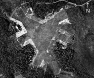 Asisbiz Aerial photo of the Finnish AF base at Naarajarvi SW Pieksamaki Finland June 1944 01