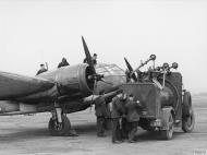 Asisbiz Blenheim IF RAF 25Sqn being refuelled at Northolt Apr 1940 IWM HU106284