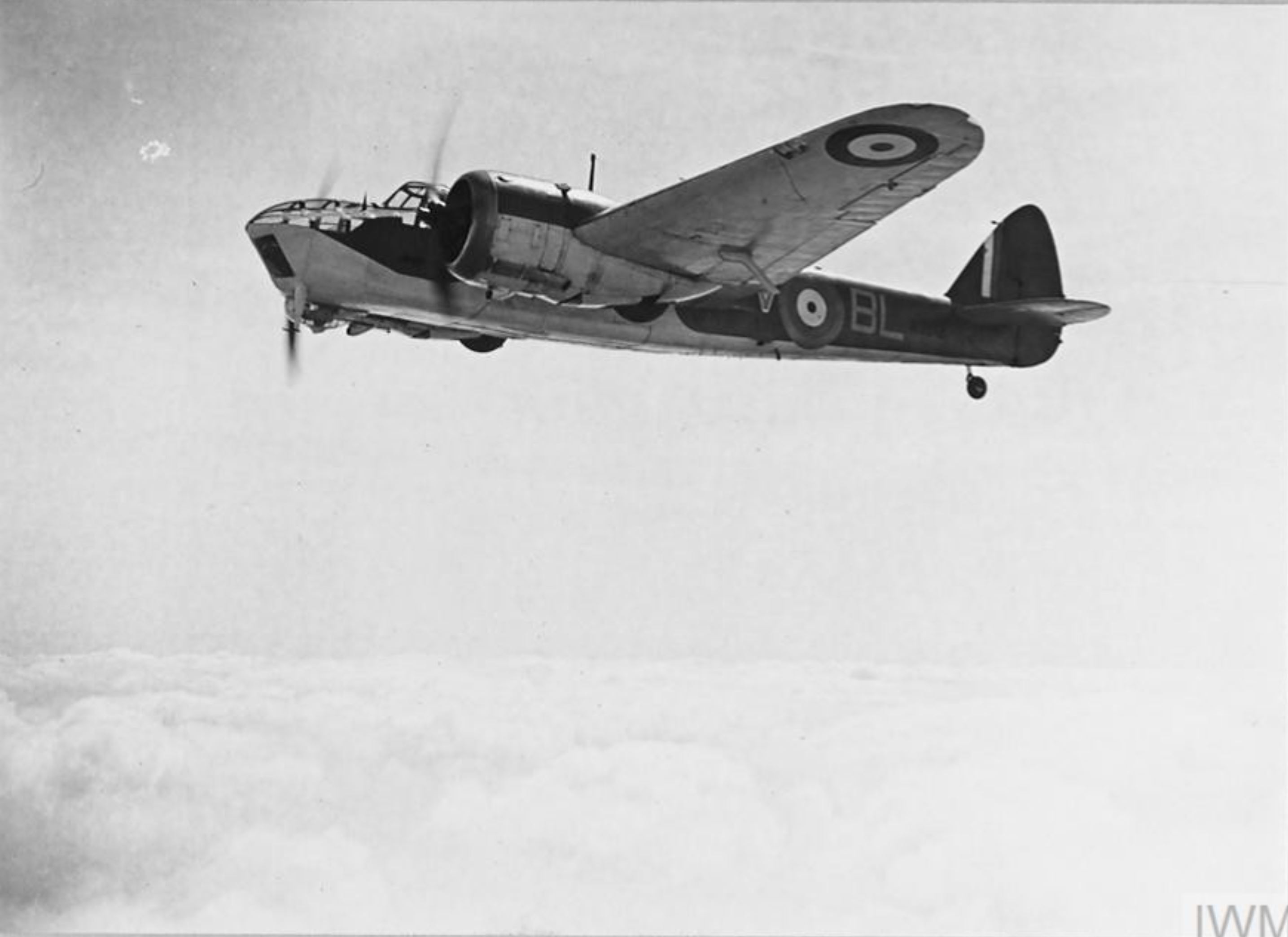 Asisbiz Bristol Blenheim IV RAF 40Sqn BLV R3612 based at Wyton ...