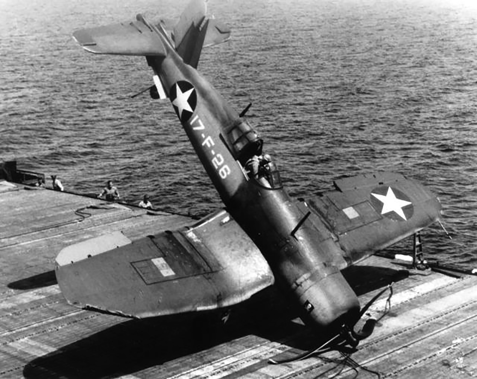 Asisbiz Vought F4U 1 Corsair VF-17 White 17F26 landing mishap