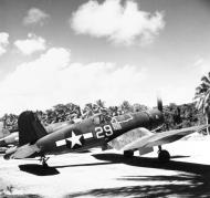 Asisbiz Vought F4U 1A Corsair VF 17 White 29 BuNo 55995 Ike Kepford Ondonga New Georgia 1943 80 G 425500