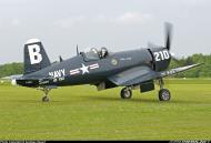 Asisbiz Airworthy warbird Vought F4U 4 Corsair BuNo 97264 B210 F AZVJ 13