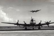 Asisbiz Douglas C 54 Skymaster 2423 at Kwajalein Atoll Marshall Islands 1945 01