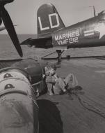 Asisbiz Vought F4U 4 Corsair VMF 212 Devil Dogs LD BulNo 81828 aboard USS Rendova (CVE 114) 1951 01