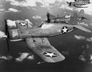 Asisbiz Vought F4U 1 Corsair VMF 213 White 18 named Bubbles over Guadalcanal 1943 01