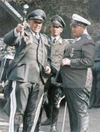 Asisbiz Albert Kesselring (L) with his chief of staff Wilhelm Speidel (C), Hermann Goring (R) 1940 Bund