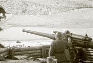 Asisbiz Finnish RTR2 Coastal Artillery Regiment 2 deployed 75.2mm guns on the shores of Kellomaki Ino 11th May 1942 88663