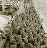 Asisbiz Fresh German SS troops arriving at Hanko docks 1st Jun 1943 128783