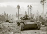 Asisbiz German Panzer III battles it out with Soviet forces at Ounasniemi 16th Jul 1941 26167