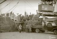 Asisbiz Kriegsmarine cargo ship SS Carl Cords unloading cattle at the port of Vyborg 24th Aug 1942 107105