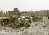 Asisbiz Soviet T26 tanks destroyed around Koivikkomaki 30th Jul 1941 31992