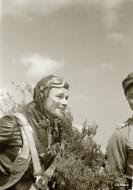 Asisbiz Fokker D XXI FAF LeLv14 FR109 Lt T Vuorinen celebrate his 100 flight at Rukajarven 11th Aug 1942 104797