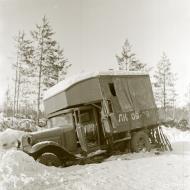 Asisbiz Finnish forcs salvaging Soviet equipment at Lemeti area Winter War 1st Feb 1940 4762
