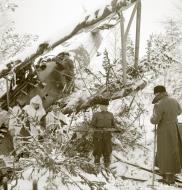 Asisbiz Soviet aircraft shot down at Suistamo Airport Suistamo Winter War 7th Jan 1940 a 435