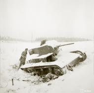 Asisbiz Soviet tank sits abandoned after the fighting around Kollaanjoki Winter War 1st Jan 1940 a 376