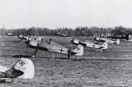 Asisbiz Focke Wulf Fw 190A 6.JG2 (Y10+ ) Beaumont le Roger France Feb 1942 01