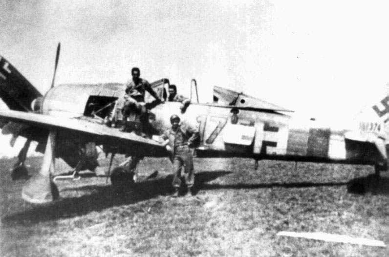 Asisbiz Focke 380374 190A8 01 17 Wulf 1945 1.JG301 Germany Fw WNr Yellow