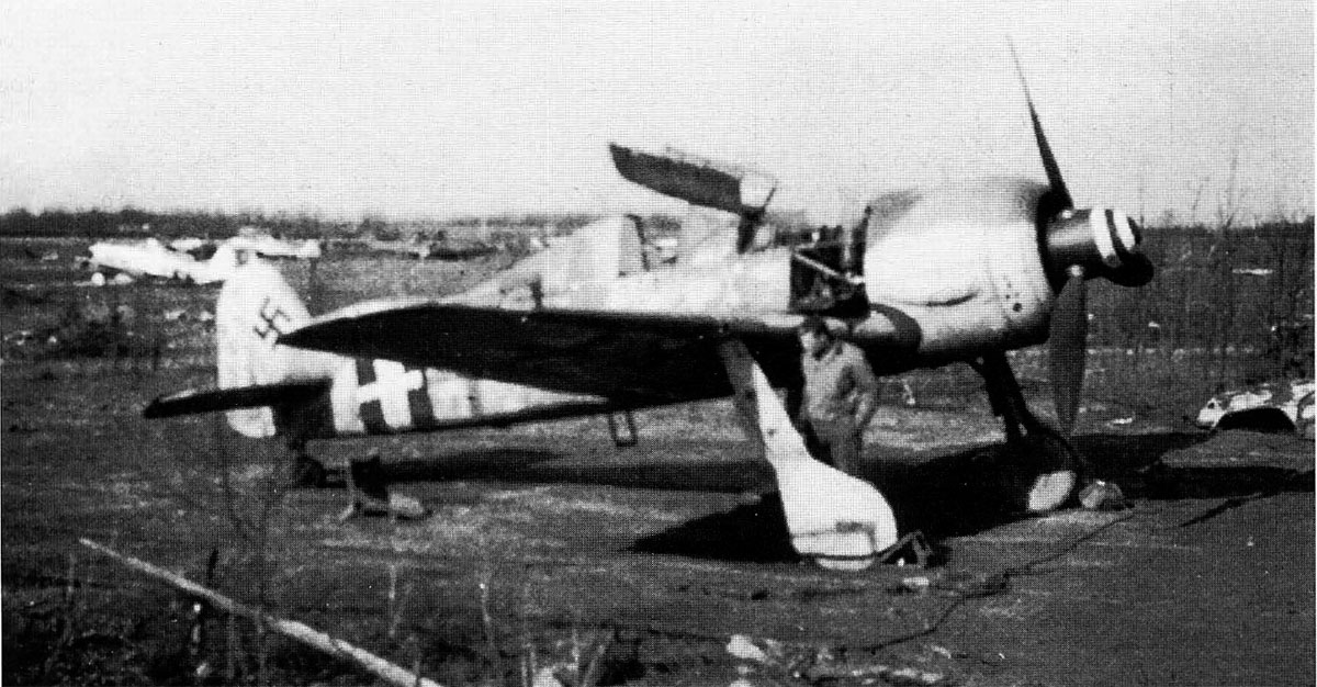 Asisbiz Focke Wulf Fw 190a8r2 5 Jg4 White 11 Walter Wagner Wnr 681497