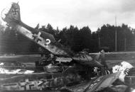 Asisbiz Focke Wulf Fw 190A6 4.SG2 White (2+ ) WNr 550503 scrapped Kitzingen 1945 01