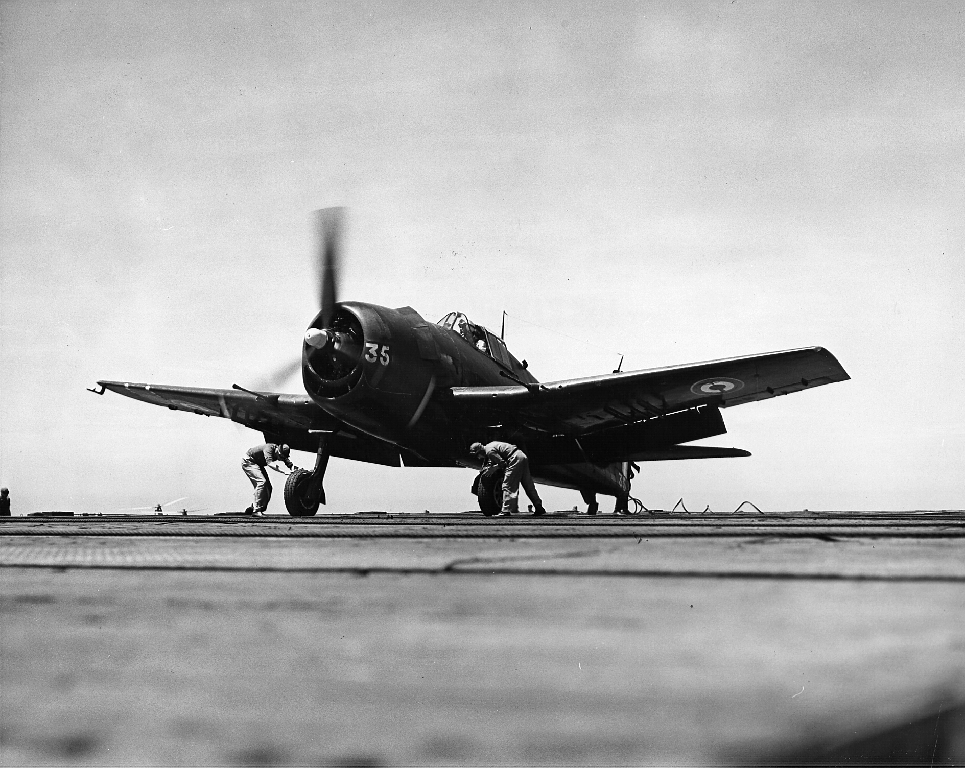 Asisbiz French Navy Grumman F6F-5 Hellcat White 35 onboard CVA 15 USS ...