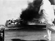 Asisbiz Grumman F6F 5 Hellcat VF 36 White 10 landing mishap CVE 112 USS Siboney Aug 1945 May 1946 04