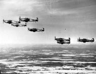 Asisbiz Hurricane I RCAF 403Sqnin formation 01