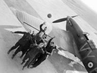 Asisbiz Aircrew RAF 85Sqn Ground staff at Lille Seclin Nov 1939 IWM C460