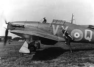 Asisbiz Hawker Hurricane I RAF 85Sqn VYQ 1940 01