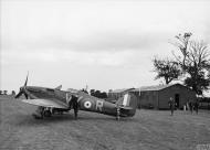 Asisbiz Hawker Hurricane I RAF 85Sqn VYR Albert G Lewis P2923 scramble at Castle Camps Jul 1940 IWM HU104483