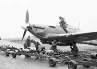 Asisbiz Hurricane IIb RCAF 402Sqn AE BE417 being loaded with 250lb bombs 1941 01