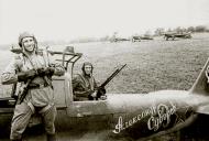Asisbiz Ilyushin Il 2M Sturmovik 167GvShAP slogan Alexander Suvorov with Lt Alexuhin and gunner Gamaunov 1943 03