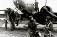 Asisbiz Aircrew 42APDD pilot SenLt DI Romanov, nav Lt AN Prokudin (lad), radio Sgt KA Kosykh (L) n gun Sgt I Rybkin 1943 01