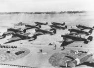 Asisbiz MTO Junkers Ju 52 at Cosiso Sicily getting ready to ferrying supplies to North Africa 3rd Apr 1941 NIOD