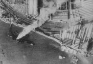 Asisbiz Damaged caused by luftwaffe bombers at Purfleet Essex 27th Sep 1940 NIOD